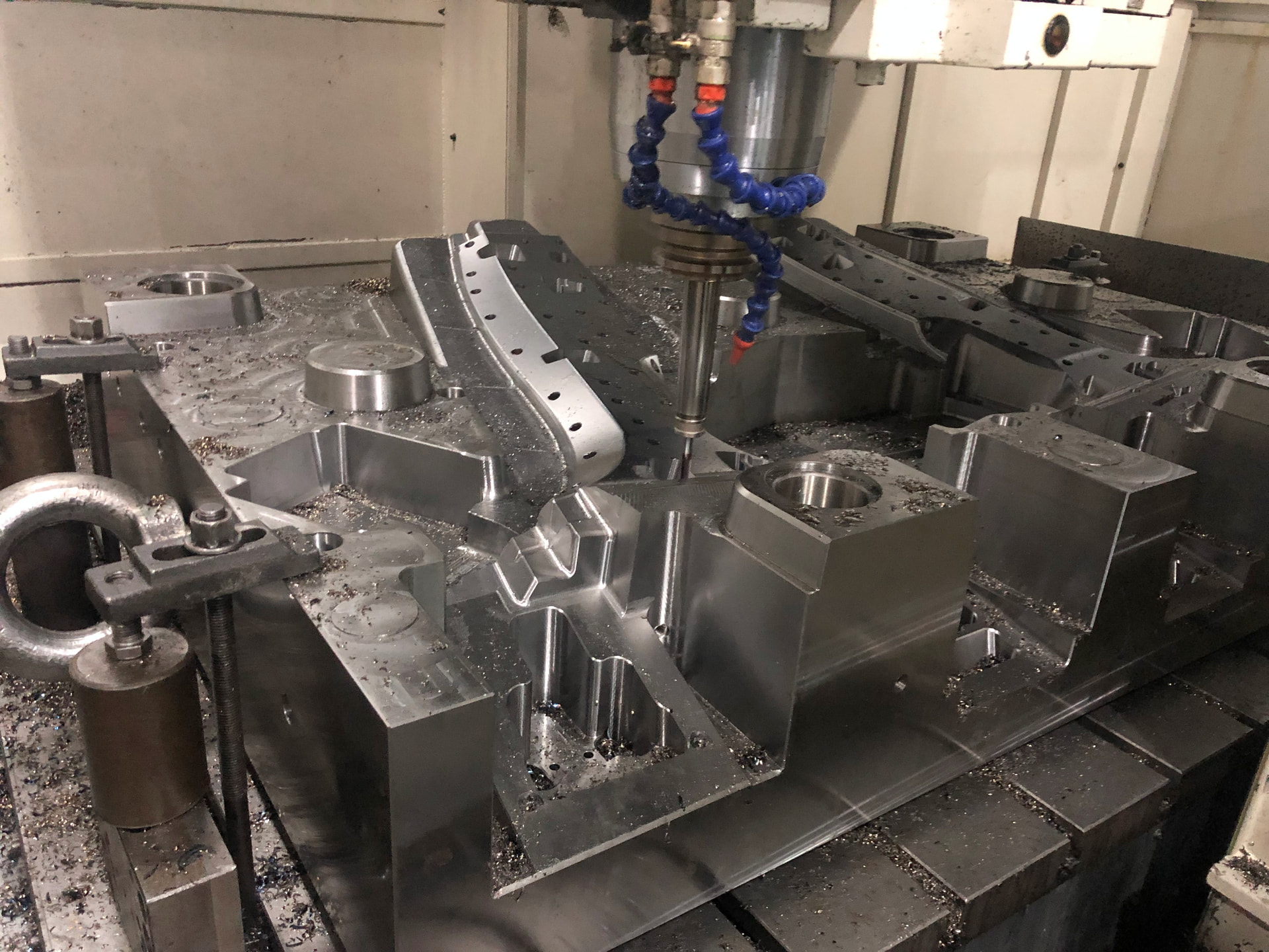 CNC station with a large mold insert