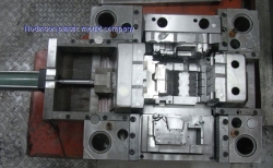 Injection mold for consumer electronic parts with cylinder